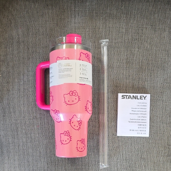 Stanley Pink Hello Kitty Quencher H2.0  Tumbler, 40oz. - Picture 5 of 11